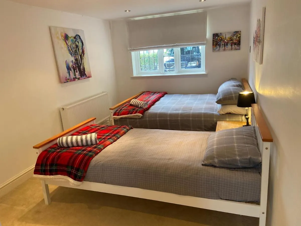 Grosvenor Guest House Bath